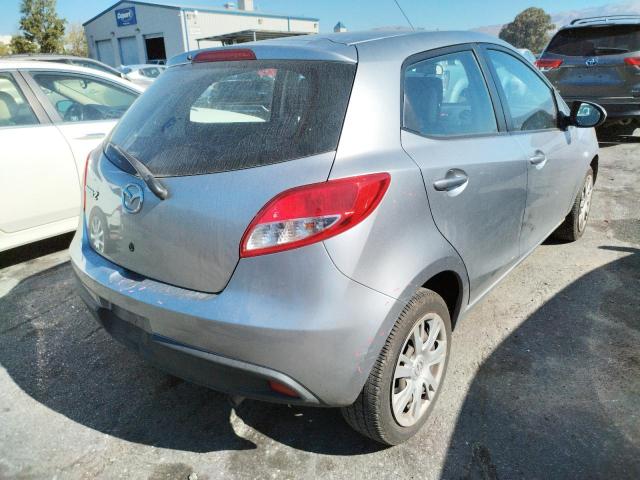 Photo 4 from auction – 2011 MAZDA MAZDA2 with VIN JM1DE1HZ4B0124867