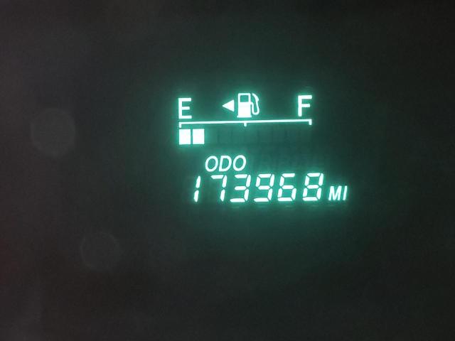 Photo 8 from auction – 2005 TOYOTA PRIUS with VIN JTDKB20U557040249