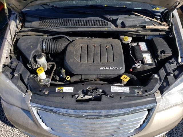 Photo 7 from auction – 2013 CHRYSLER TOWN & COU with VIN 2C4RC1GG6DR615834