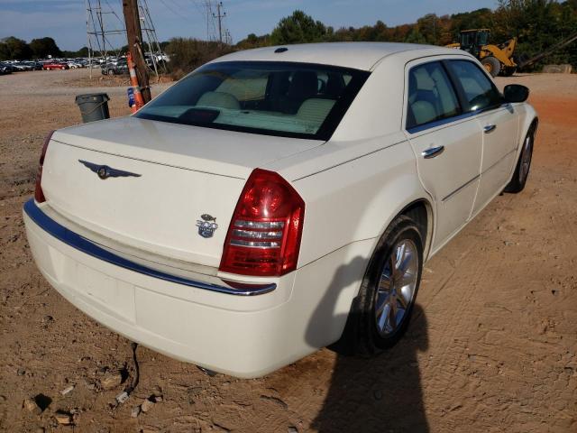 Photo 4 from auction – 2007 CHRYSLER 300C with VIN 2C3KA63H07H897065