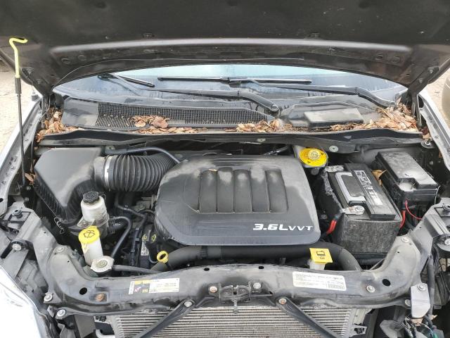 Photo 7 from auction – 2015 CHRYSLER TOWN & COU with VIN 2C4RC1BG3FR562536