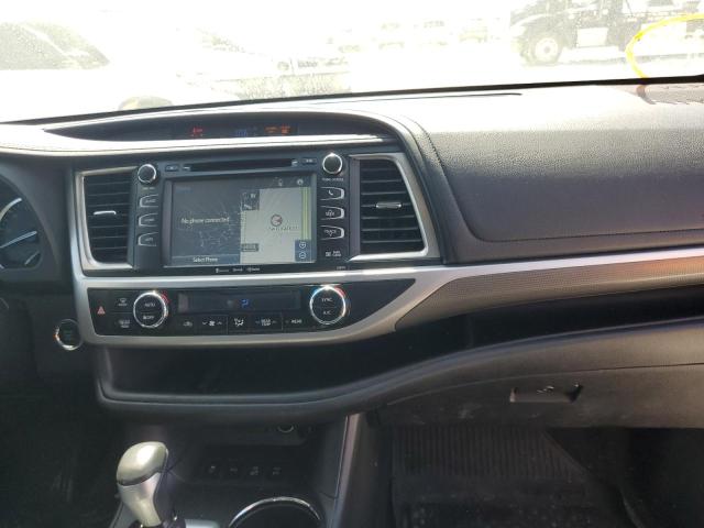 Photo 9 from auction – 2017 TOYOTA HIGHLANDER with VIN 5TDJZRFH3HS515305
