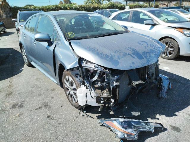 TOYOTA COROLLA LE 2022 with VIN JTDEAMDE0NJ047790 - Photo from auction
