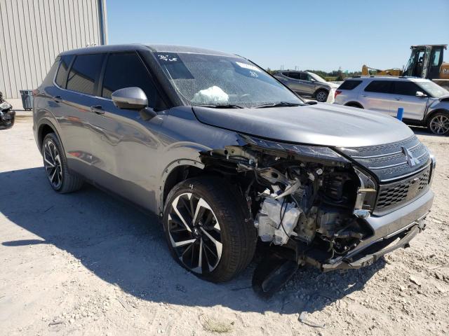 MITSUBISHI OUTLANDER 2022 with VIN JA4J3UA86NZ024985 - Photo from auction