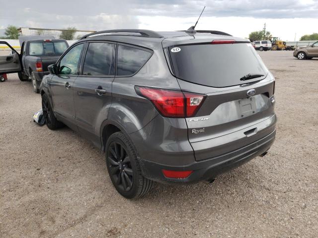 Photo 3 from auction – 2019 FORD ESCAPE SE with VIN 1FMCU0GD1KUB64052