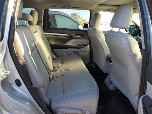 Photo 6 from auction – 2015 TOYOTA HIGHLANDER with VIN 5TDKKRFH7FS039162