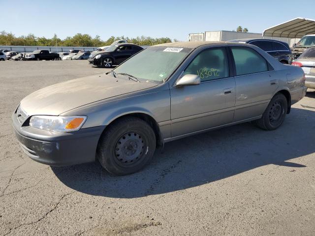 TOYOTA CAMRY CE 2000 with VIN JT2BG22K4Y0521161 - Photo from auction