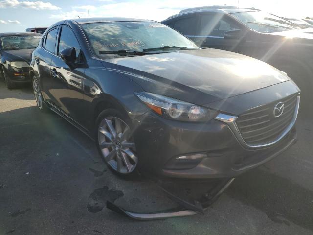 MAZDA 3 TOURING 2017 with VIN 3MZBN1L70HM132402 - Photo from auction