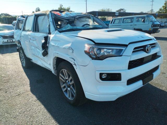 Photo 1 from auction – 2022 TOYOTA 4RUNNER TR with VIN JTEAU5JR7N5261733