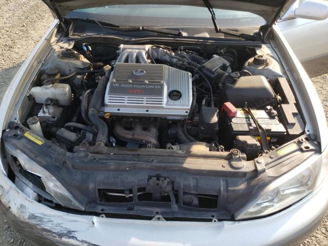 Photo 7 from auction – 2000 LEXUS ES 300 with VIN JT8BF28G5Y0277208