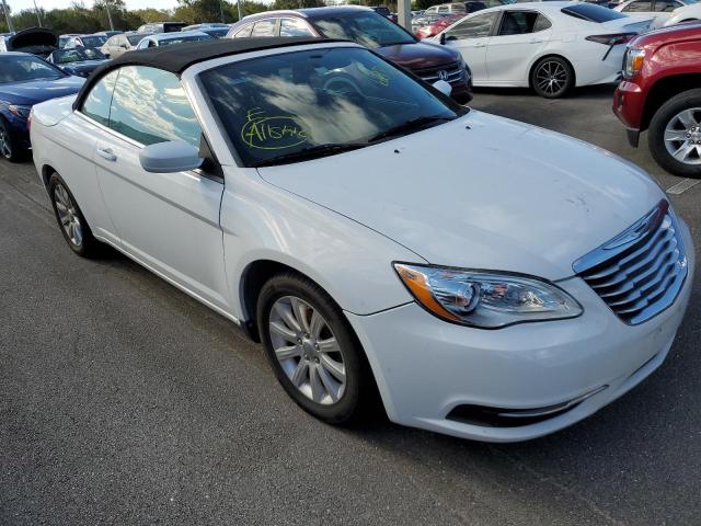 CHRYSLER 200 TOURIN 2013 with VIN 1C3BCBEB2DN606130 - Photo from auction
