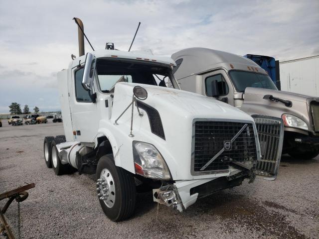 VOLVO VN VNL 2007 with VIN 4V4NC9TG77N456802 - Photo from auction