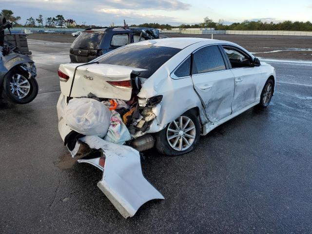 Photo 4 from auction – 2019 HYUNDAI SONATA SE with VIN 5NPE24AF3KH774730