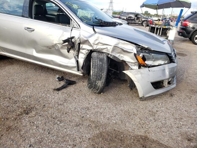 Photo 9 from auction – 2012 VOLKSWAGEN PASSAT SE with VIN 1VWBP7A34CC045156