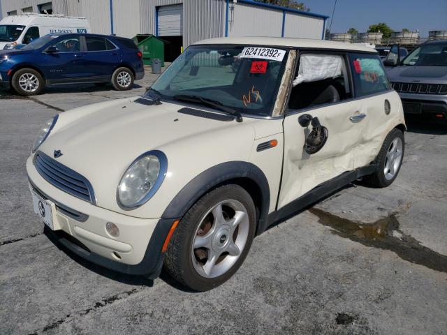 Photo 2 from auction – 2003 MINI COOPER with VIN WMWRC334X3TC46409