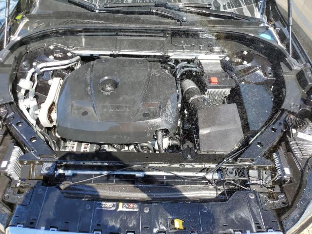 Photo 7 from auction – 2021 VOLVO XC60 T5 MO with VIN YV4102DK7M1829429