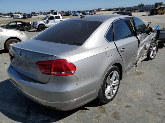 Photo 4 from auction – 2014 VOLKSWAGEN PASSAT SEL with VIN 1VWCN7A37EC098009