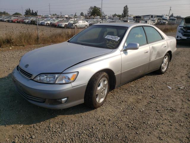 Photo 2 from auction – 2000 LEXUS ES 300 with VIN JT8BF28G5Y0277208