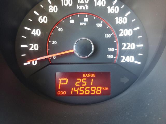 Photo 8 from auction – 2011 KIA SORENTO EX with VIN 5XYKUDA24BG183596
