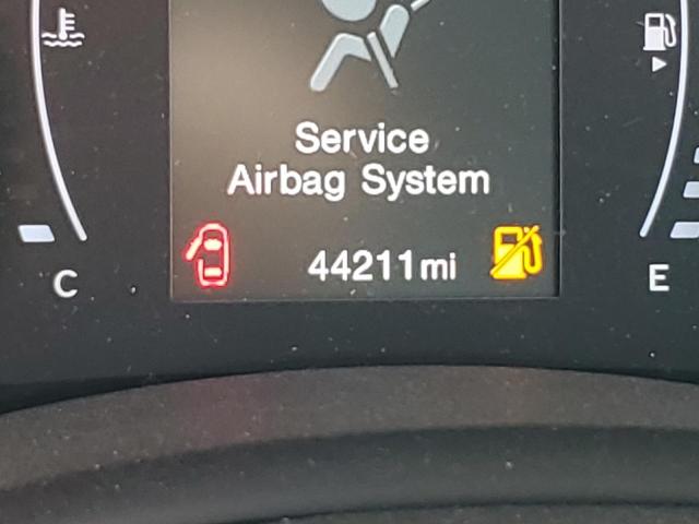 Photo 8 from auction – 2017 JEEP RENEGADE S with VIN ZACCJBAB2HPG14706