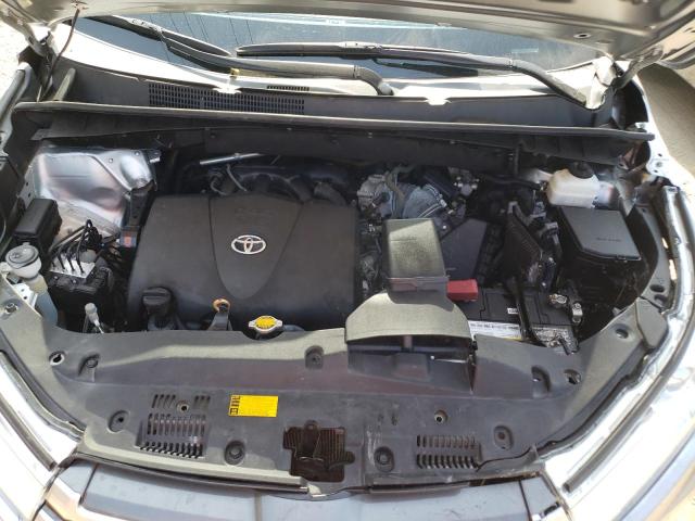 Photo 7 from auction – 2017 TOYOTA HIGHLANDER with VIN 5TDJZRFH5HS434662