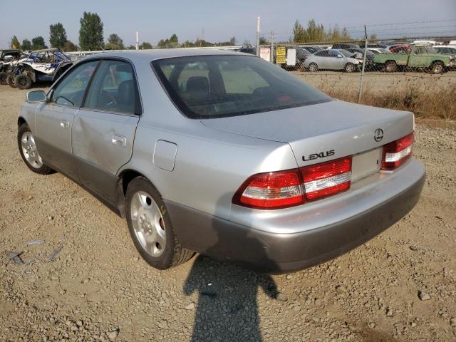 Photo 3 from auction – 2000 LEXUS ES 300 with VIN JT8BF28G5Y0277208