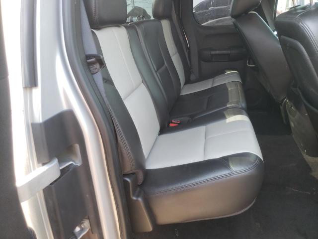 Photo 6 from auction – 2010 GMC SIERRA K15 with VIN 1GTSKWE33AZ216253