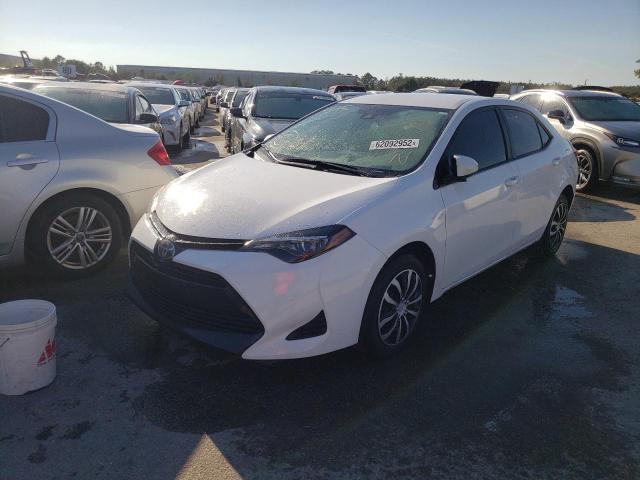 Фото 2 с аукциона – 2018 TOYOTA COROLLA L с VIN 5YFBURHEXJP799696