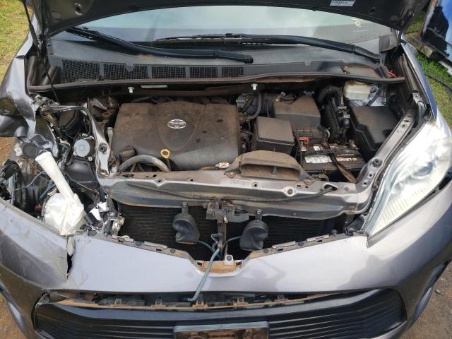 Photo 7 from auction – 2018 TOYOTA SIENNA LE with VIN 5TDKZ3DC1JS921677