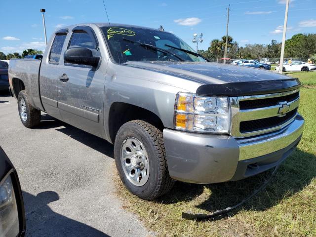 CHEVROLET SILVERADO 2007 with VIN 1GCEC19C47Z501267 - Photo from auction