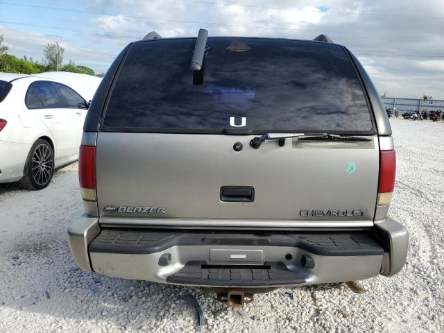 Photo 6 from auction – 2000 CHEVROLET BLAZER with VIN 1GNCS13W2Y2122704