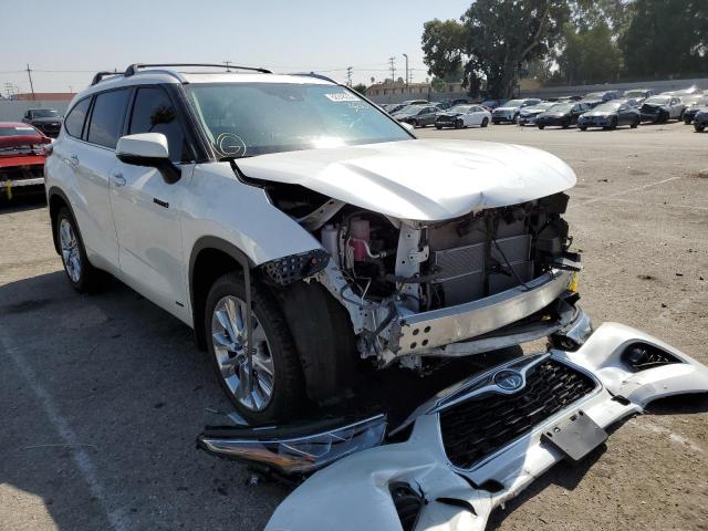 TOYOTA HIGHLANDER 2021 with VIN 5TDXBRCH0MS056568 - Photo from auction