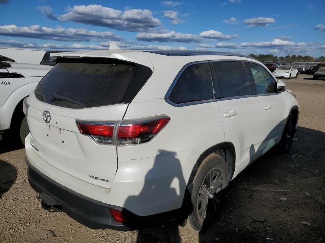 Photo 4 from auction – 2016 TOYOTA HIGHLANDER with VIN 5TDJKRFH3GS328388