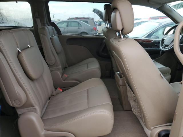 Photo 6 from auction – 2015 CHRYSLER TOWN & COU with VIN 2C4RC1BG3FR562536