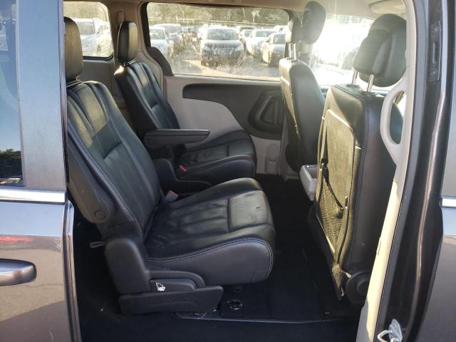 Photo 6 from auction – 2015 CHRYSLER TOWN & COU with VIN 2C4RC1BG0FR560307