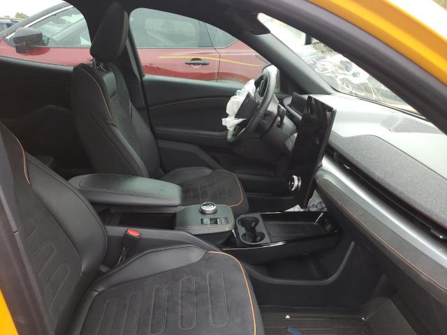 Photo 5 from auction – 2022 FORD MUSTANG MA with VIN 3FMTK4SE3NMA13865