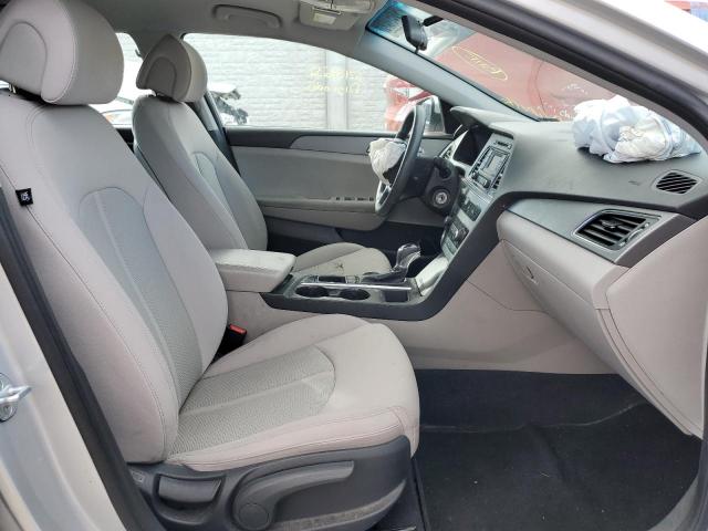 Photo 5 from auction – 2017 HYUNDAI SONATA SE with VIN 5NPE24AF8HH571132