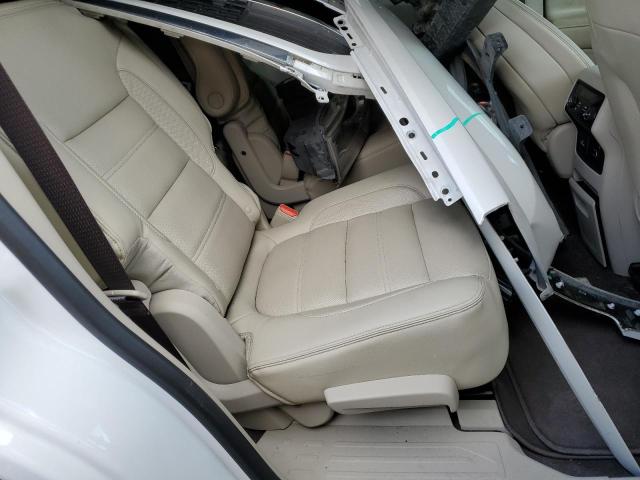 Photo 6 from auction – 2017 GMC ACADIA DEN with VIN 1GKKNPLS7HZ161084