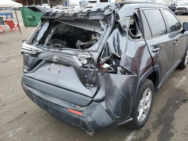 Photo 9 from auction – 2019 TOYOTA RAV4 XLE with VIN JTMP1RFV1KD029425
