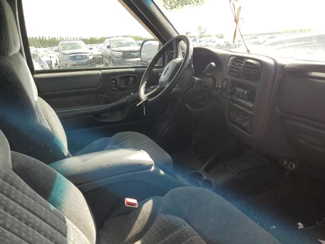 Photo 5 from auction – 2001 CHEVROLET BLAZER with VIN 1GNCT18W31K106717