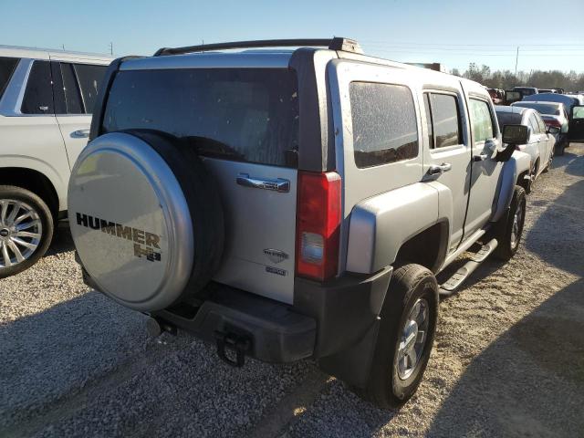 Photo 4 from auction – 2010 HUMMER H3 ALPHA with VIN 5GTMNLEPXA8111998