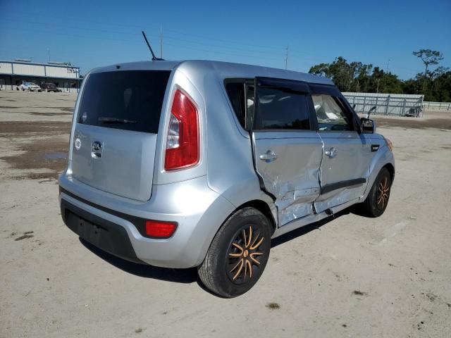 Photo 4 from auction – 2013 KIA SOUL with VIN KNDJT2A53D7502385