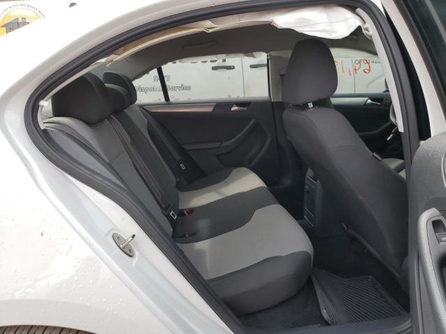 Photo 6 from auction – 2017 VOLKSWAGEN JETTA S with VIN 3VW167AJ4HM307311