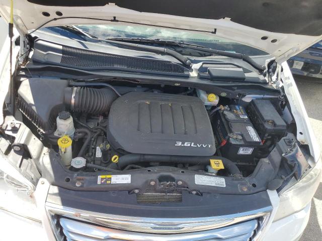 Photo 7 from auction – 2013 CHRYSLER TOWN & COU with VIN 2C4RC1GG5DR621284