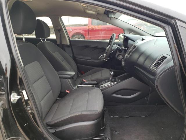Photo 5 from auction – 2017 KIA FORTE LX with VIN 3KPFL4A78HE011349