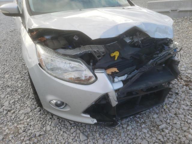 Photo 9 from auction – 2014 FORD FOCUS SE with VIN 1FADP3F28EL381888