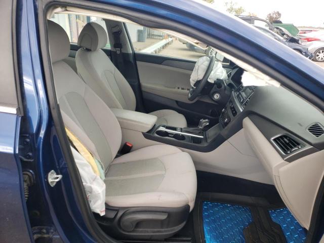 Photo 5 from auction – 2017 HYUNDAI SONATA SE with VIN 5NPE24AF0HH520157