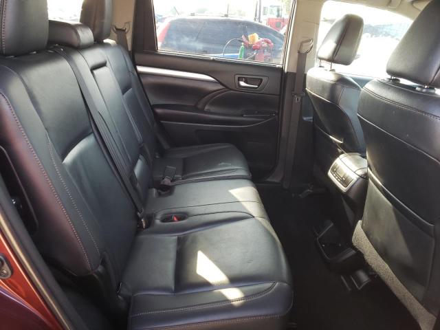 Photo 6 from auction – 2019 TOYOTA HIGHLANDER with VIN 5TDKZRFH3KS335091