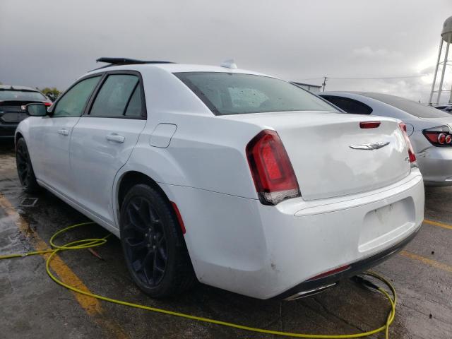 Photo 3 from auction – 2020 CHRYSLER 300 S with VIN 2C3CCABG3LH141718
