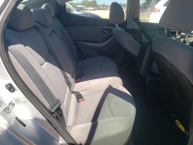 Photo 6 from auction – 2012 HYUNDAI ELANTRA GL with VIN 5NPDH4AE7CH109736